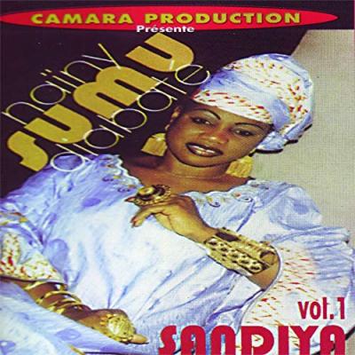 Naïny Diabaté Album: Sandiya Album sorti en 2010